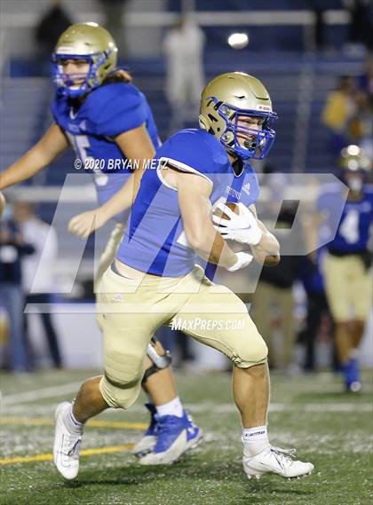 Thumbnail 2 in Brentwood vs. Oakland photogallery.