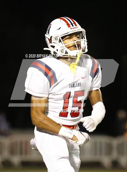 Thumbnail 1 in Brentwood vs. Oakland photogallery.