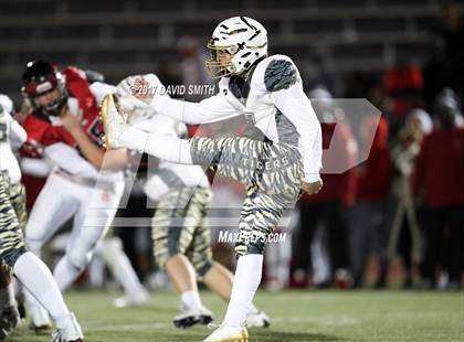 Thumbnail 1 in Lee's Summit @ Park Hill (MSHSAA District Playoff) photogallery.