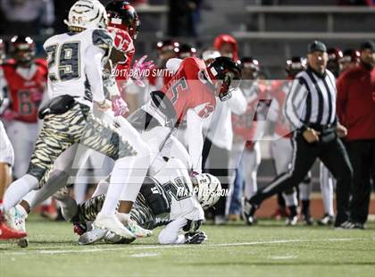 Thumbnail 3 in Lee's Summit @ Park Hill (MSHSAA District Playoff) photogallery.