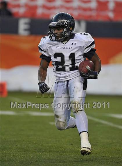 Thumbnail 3 in Columbine vs. Lakewood (CHSAA 5A State Final) photogallery.