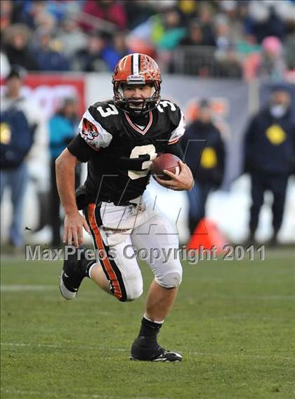 Thumbnail 3 in Columbine vs. Lakewood (CHSAA 5A State Final) photogallery.