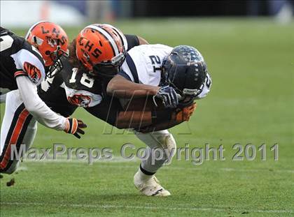 Thumbnail 1 in Columbine vs. Lakewood (CHSAA 5A State Final) photogallery.