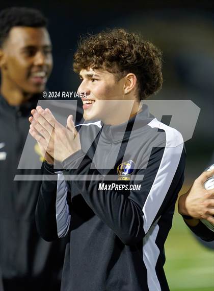 Thumbnail 1 in Antelope @ Inderkum photogallery.