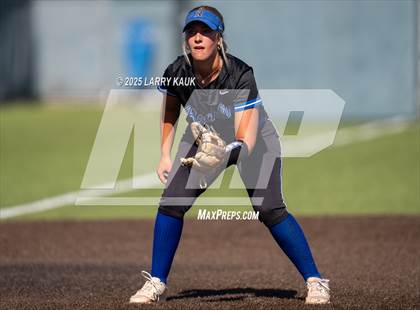 Thumbnail 3 in Saint Francis vs Rocklin (CIF NorCal Divison 1 Round 1) photogallery.