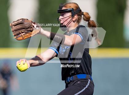 Thumbnail 3 in Saint Francis vs Rocklin (CIF NorCal Divison 1 Round 1) photogallery.
