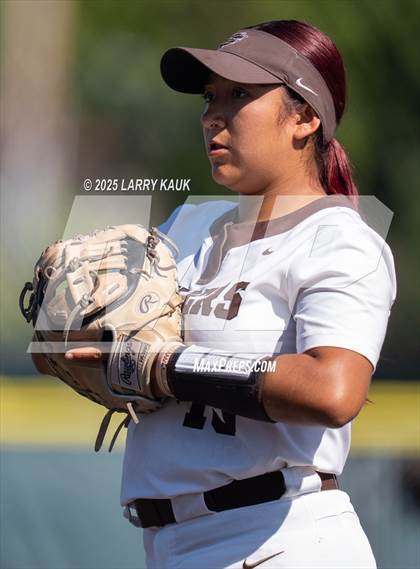 Thumbnail 3 in Saint Francis vs Rocklin (CIF NorCal Divison 1 Round 1) photogallery.