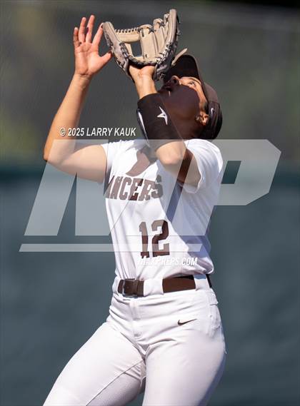 Thumbnail 2 in Saint Francis vs Rocklin (CIF NorCal Divison 1 Round 1) photogallery.
