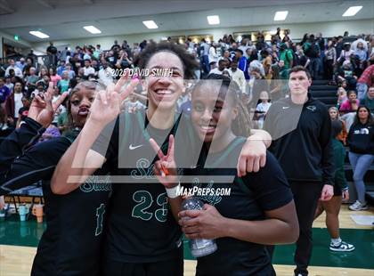 Thumbnail 3 in Park Hill South @ Staley (MSHSAA Class 6 District 8 Championship) photogallery.