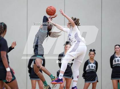 Thumbnail 1 in Park Hill South @ Staley (MSHSAA Class 6 District 8 Championship) photogallery.