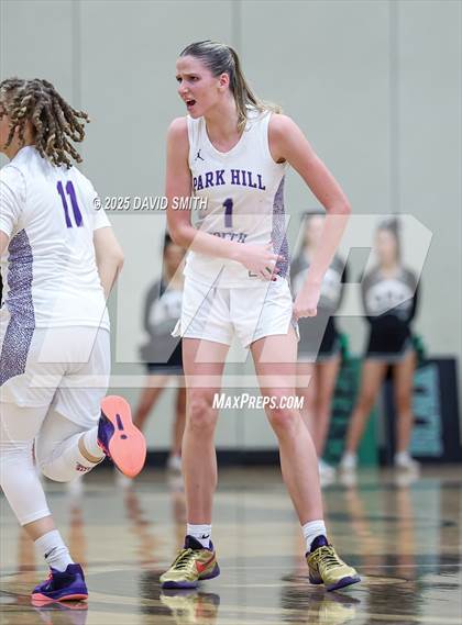 Thumbnail 2 in Park Hill South @ Staley (MSHSAA Class 6 District 8 Championship) photogallery.
