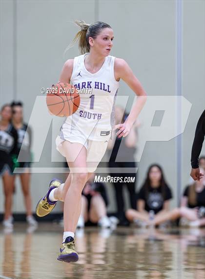 Thumbnail 1 in Park Hill South @ Staley (MSHSAA Class 6 District 8 Championship) photogallery.