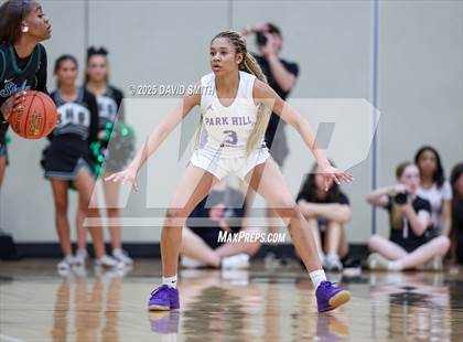 Thumbnail 3 in Park Hill South @ Staley (MSHSAA Class 6 District 8 Championship) photogallery.