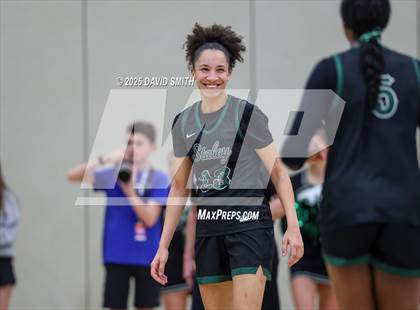 Thumbnail 3 in Park Hill South @ Staley (MSHSAA Class 6 District 8 Championship) photogallery.