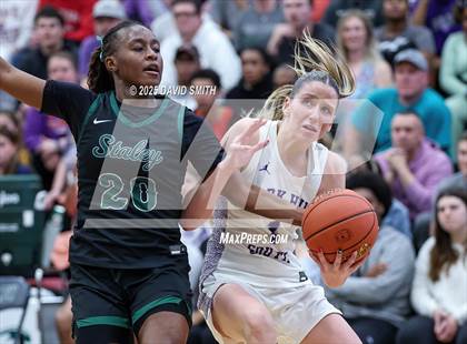 Thumbnail 3 in Park Hill South @ Staley (MSHSAA Class 6 District 8 Championship) photogallery.