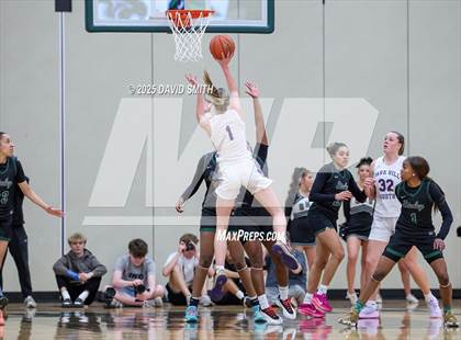 Thumbnail 3 in Park Hill South @ Staley (MSHSAA Class 6 District 8 Championship) photogallery.