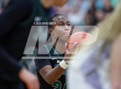 Thumbnail 3 in Park Hill South @ Staley (MSHSAA Class 6 District 8 Championship) photogallery.