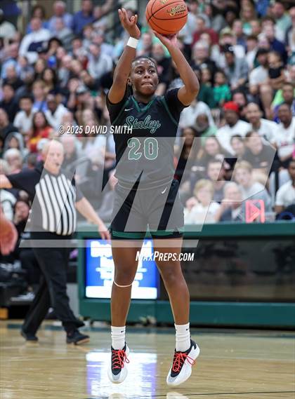 Thumbnail 2 in Park Hill South @ Staley (MSHSAA Class 6 District 8 Championship) photogallery.