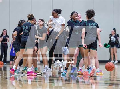 Thumbnail 2 in Park Hill South @ Staley (MSHSAA Class 6 District 8 Championship) photogallery.