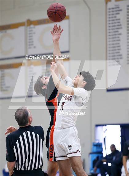 Thumbnail 2 in Merced vs. Nipomo (Clovis Elks Basketball Tournament) photogallery.