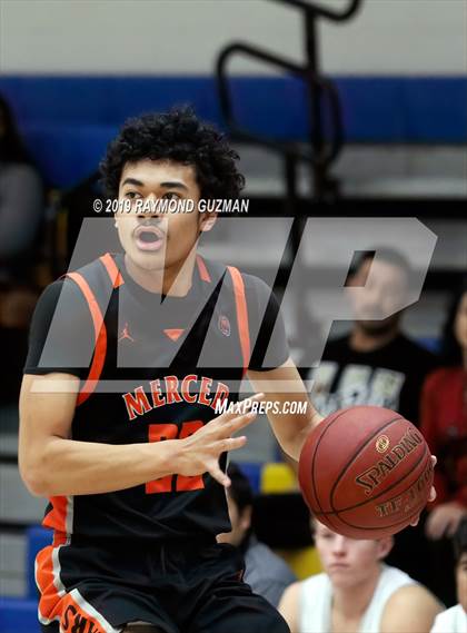 Thumbnail 1 in Merced vs. Nipomo (Clovis Elks Basketball Tournament) photogallery.