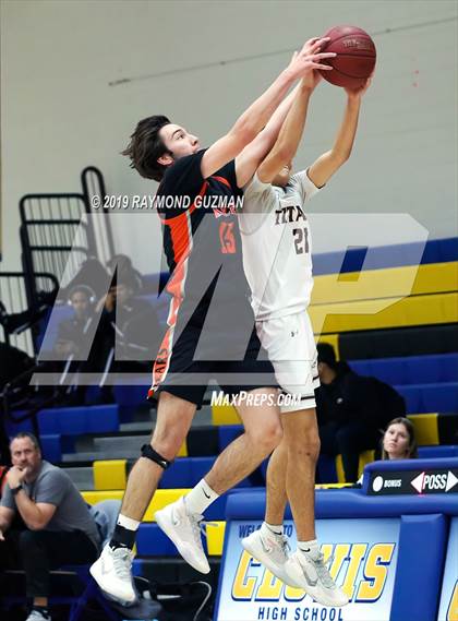 Thumbnail 1 in Merced vs. Nipomo (Clovis Elks Basketball Tournament) photogallery.