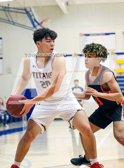 Thumbnail 2 in Merced vs. Nipomo (Clovis Elks Basketball Tournament) photogallery.