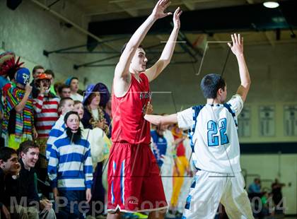 Thumbnail 1 in St. Ignatius @ Bellarmine photogallery.