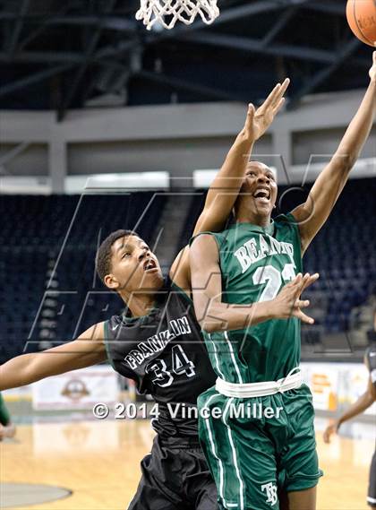 Thumbnail 1 in Beamer vs. Franklin photogallery.