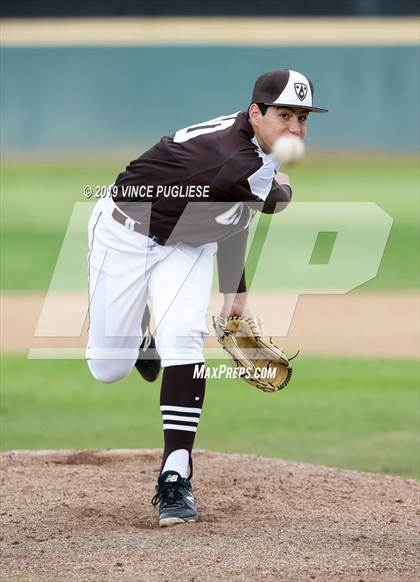 Thumbnail 3 in Harvard-Westlake @ Crespi photogallery.