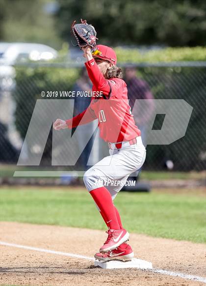 Thumbnail 3 in Harvard-Westlake @ Crespi photogallery.