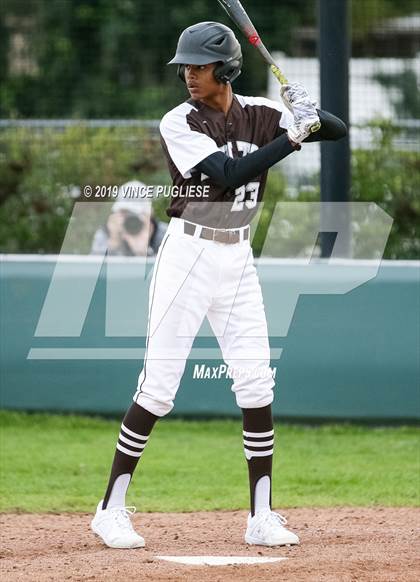 Thumbnail 1 in Harvard-Westlake @ Crespi photogallery.