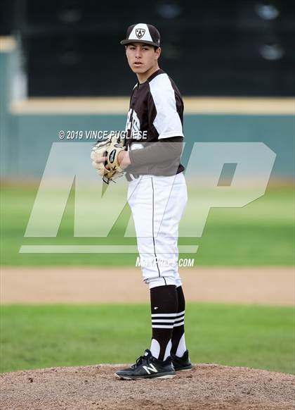 Thumbnail 1 in Harvard-Westlake @ Crespi photogallery.