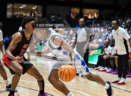 Thumbnail 1 in Savannah vs. McIntosh County Academy (GHSA A Division II Championship) photogallery.