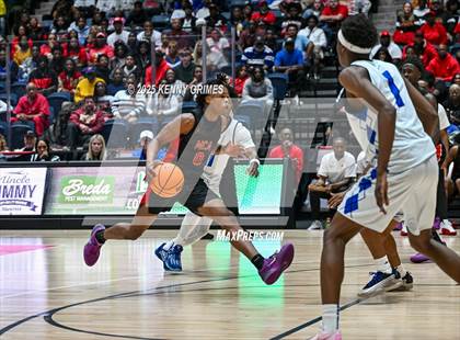 Thumbnail 2 in Savannah vs. McIntosh County Academy (GHSA A Division II Championship) photogallery.