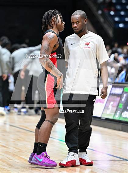 Thumbnail 2 in Savannah vs. McIntosh County Academy (GHSA A Division II Championship) photogallery.