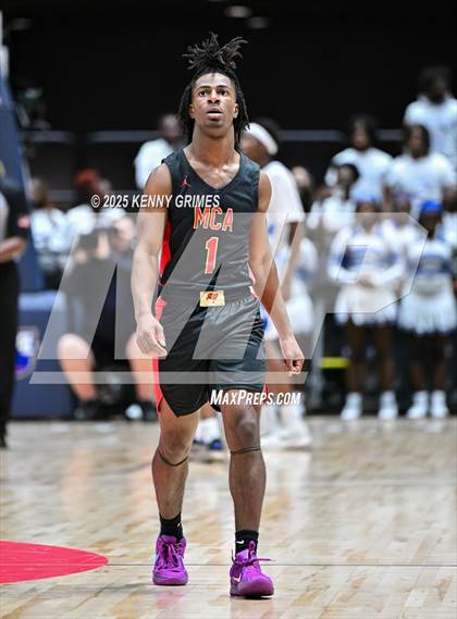 Thumbnail 2 in Savannah vs. McIntosh County Academy (GHSA A Division II Championship) photogallery.