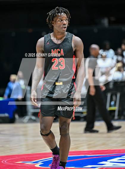 Thumbnail 1 in Savannah vs. McIntosh County Academy (GHSA A Division II Championship) photogallery.