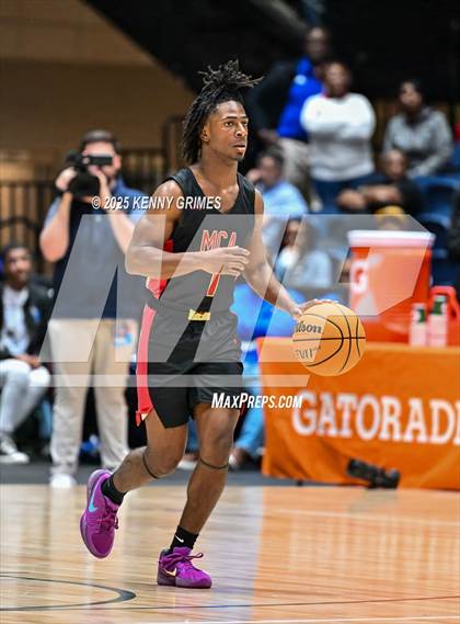 Thumbnail 1 in Savannah vs. McIntosh County Academy (GHSA A Division II Championship) photogallery.
