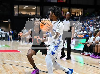 Thumbnail 3 in Savannah vs. McIntosh County Academy (GHSA A Division II Championship) photogallery.