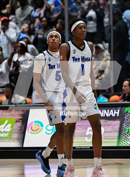 Thumbnail 2 in Savannah vs. McIntosh County Academy (GHSA A Division II Championship) photogallery.