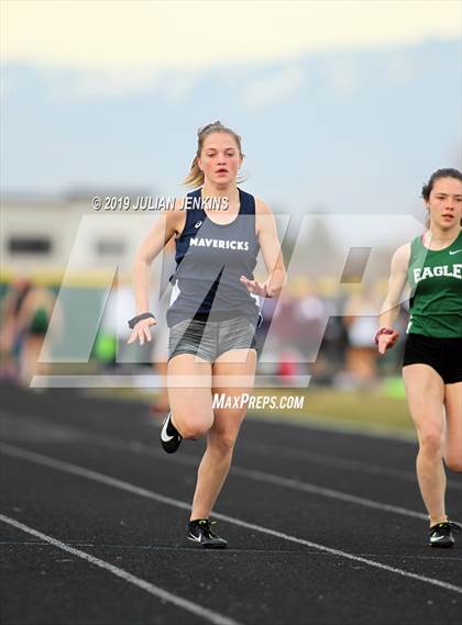 Thumbnail 3 in Centennial-Eagle-Mountain View Track Meet photogallery.