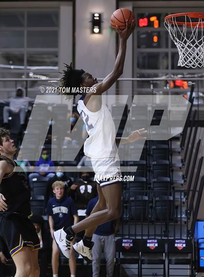 Thumbnail 2 in Lexington vs. York Prep photogallery.