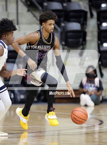 Thumbnail 3 in Lexington vs. York Prep photogallery.