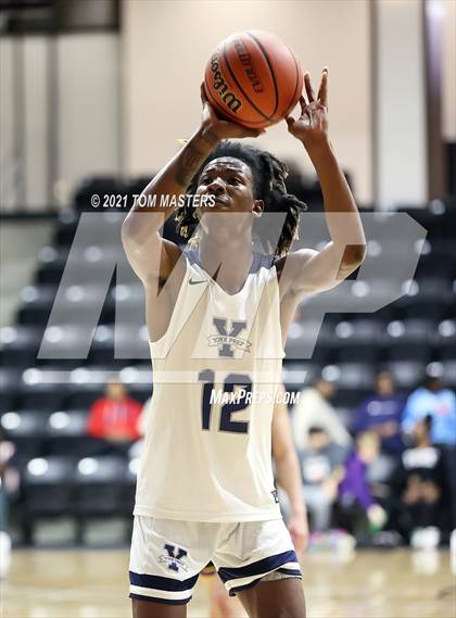 Thumbnail 2 in Lexington vs. York Prep photogallery.