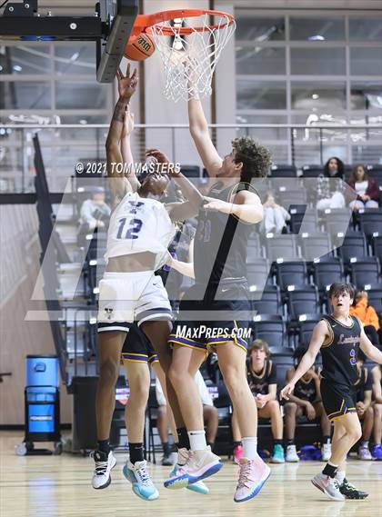 Thumbnail 1 in Lexington vs. York Prep photogallery.