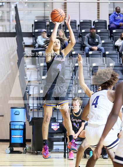 Thumbnail 1 in Lexington vs. York Prep photogallery.