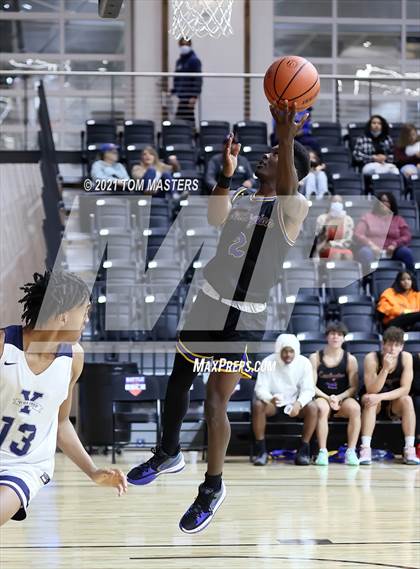 Thumbnail 2 in Lexington vs. York Prep photogallery.