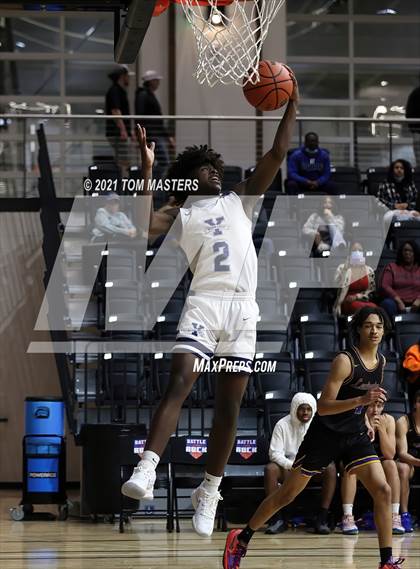 Thumbnail 2 in Lexington vs. York Prep photogallery.