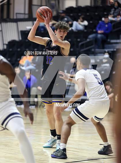 Thumbnail 2 in Lexington vs. York Prep photogallery.